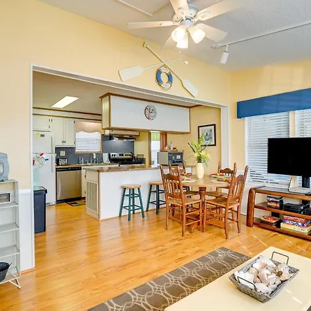 Surfside Beach Home With Community Perks Near Ocean! Myrtle Beach Exterior photo