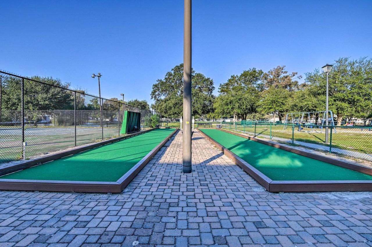 Hébergement de vacances Surfside With Community Perks Near Ocean!
